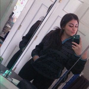 Meet your Posher, Logan